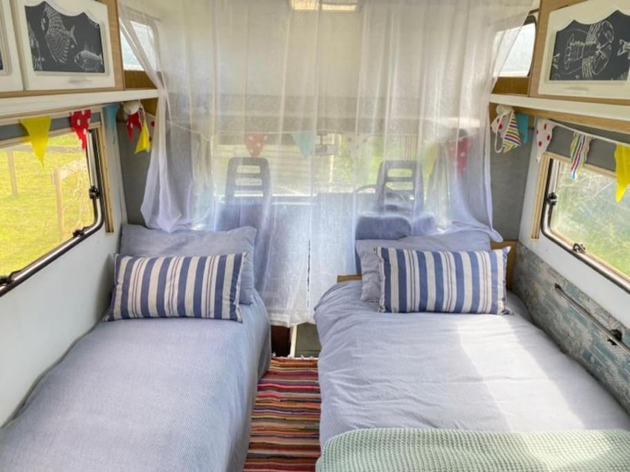 Lily Cosy Campervan With Sea Views & Amazing Sunrises St Ives Buitenkant foto